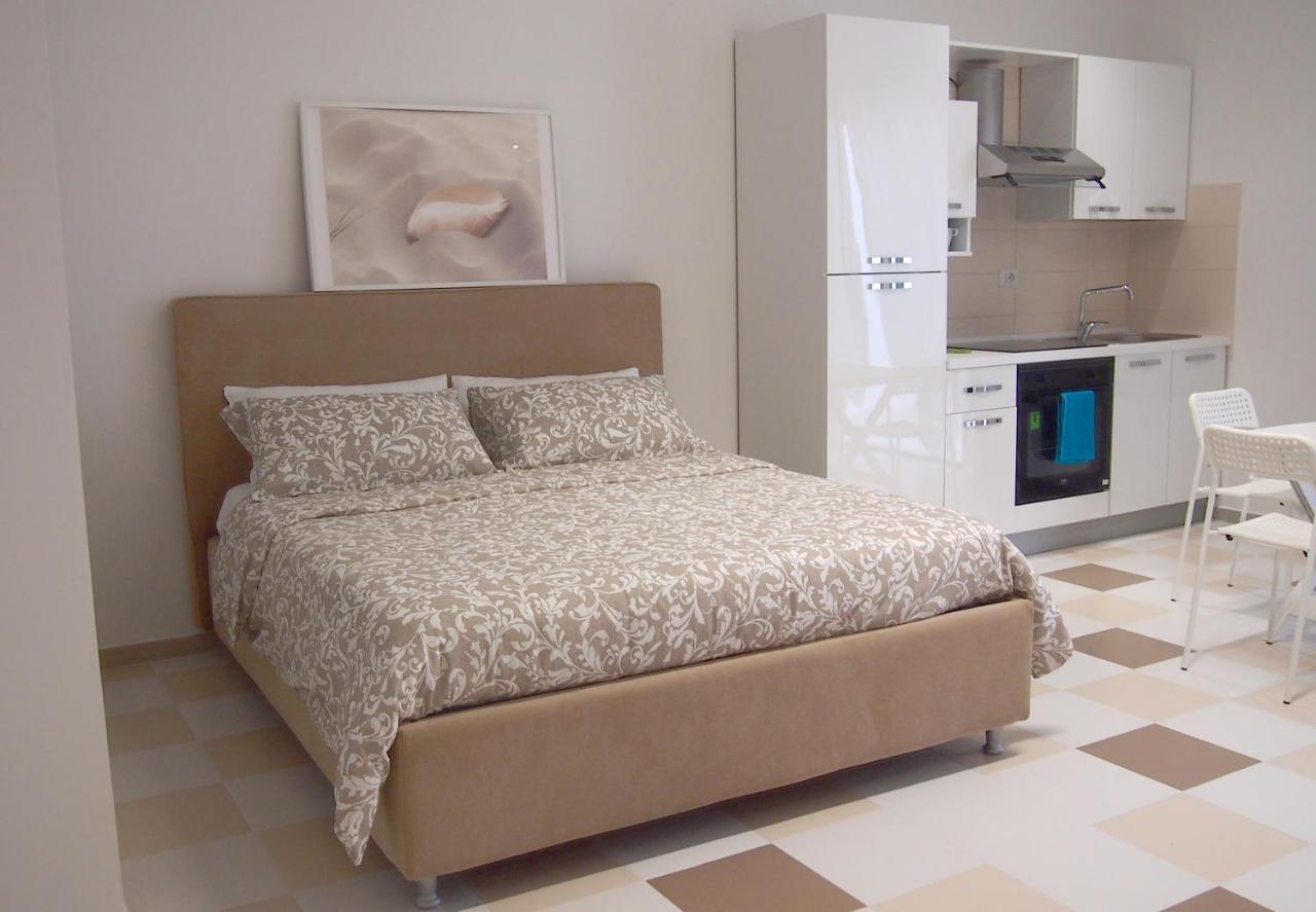 Le Rose Beach & Suites Appartamenti Fronte Mare A Villarosa Martinsicuro Kültér fotó