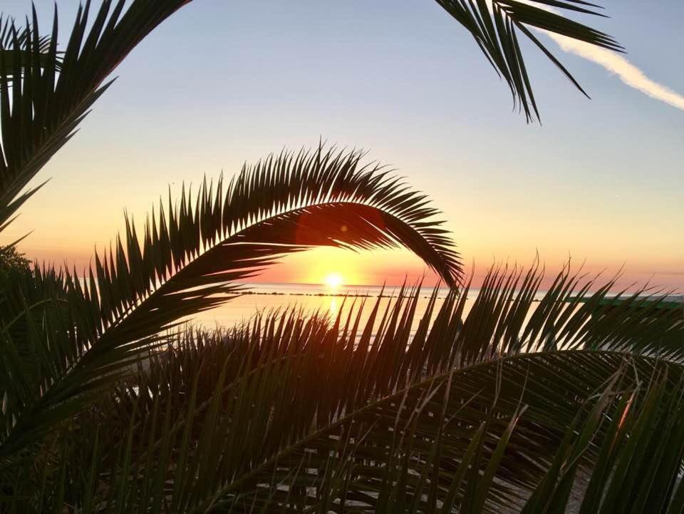 Le Rose Beach & Suites Appartamenti Fronte Mare A Villarosa Martinsicuro Kültér fotó